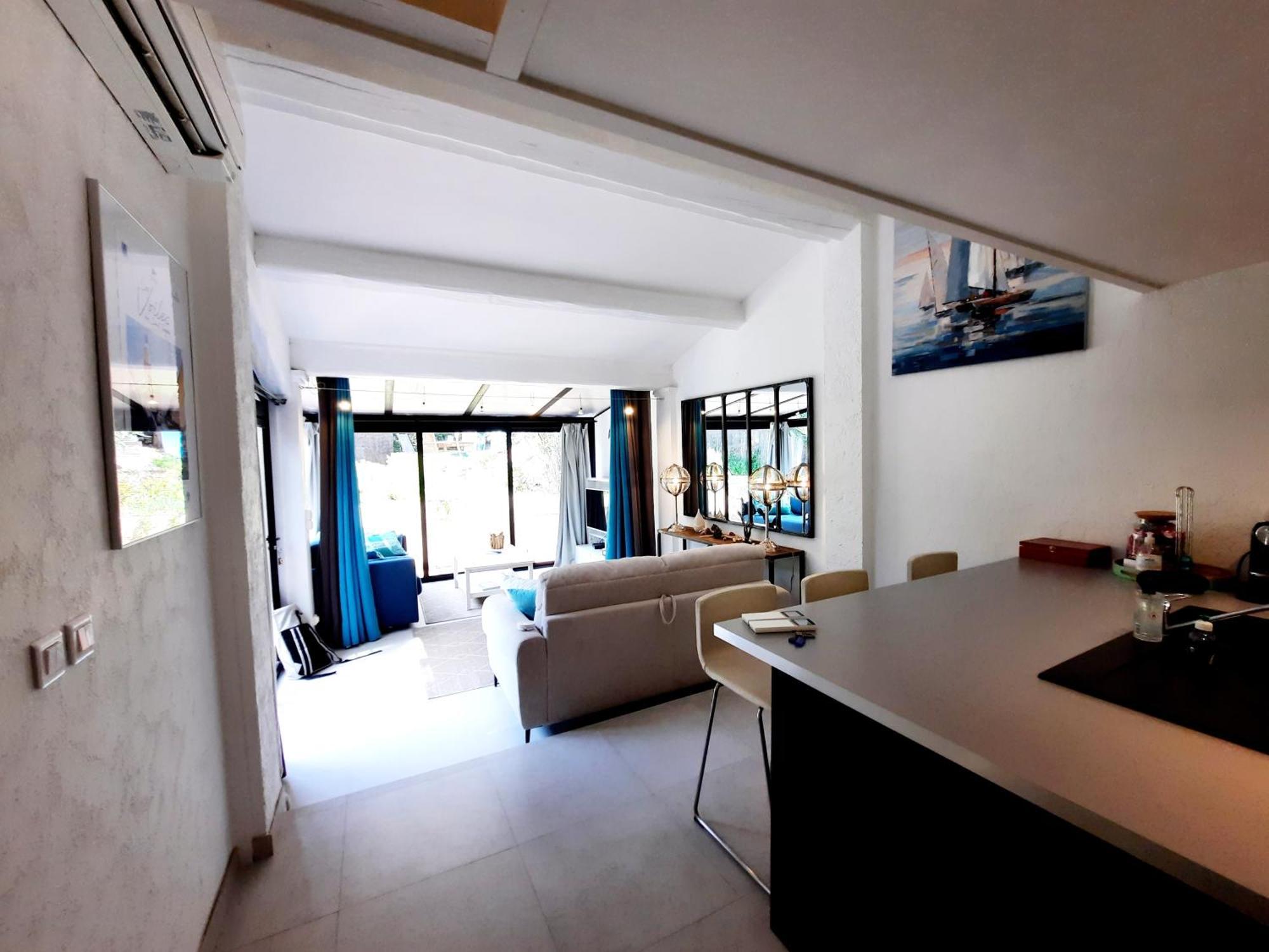 Azuromarin Villa Гасен Екстериор снимка